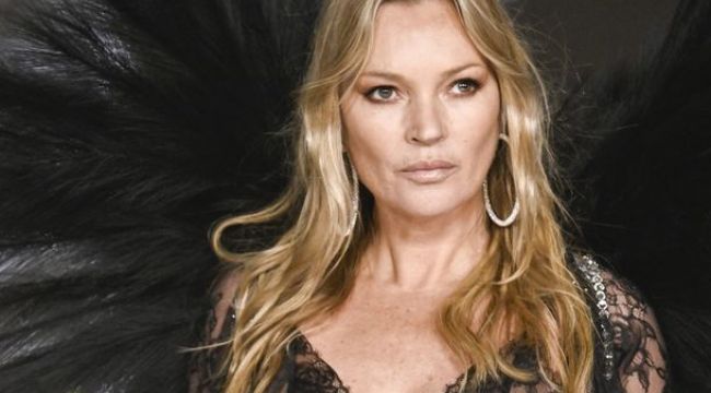 Kate Moss Walks the Victoria's Secret Runway