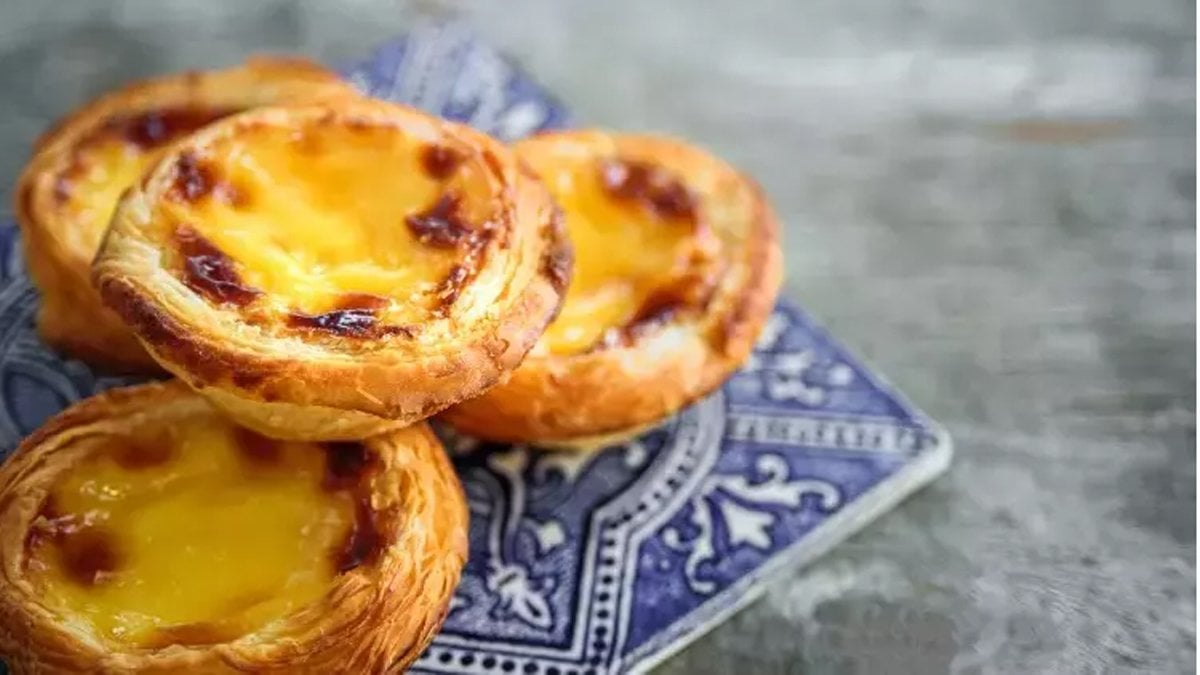 Portekiz Mutfağının Gözdesi: Belem Turtası Tarifi (Pastel de Nata)