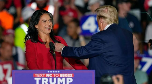 Tulsi Gabbard Joins the Republican Party at Trump Rally in North Carolina